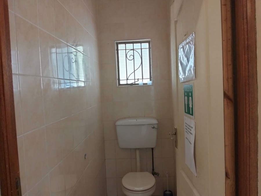 To Let Commercial Property for Rent in Mthata Eastern Cape